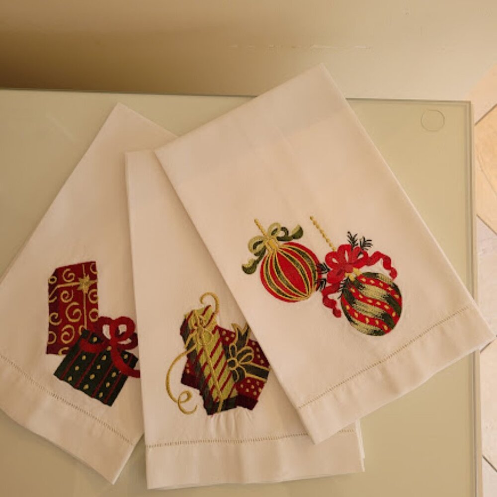 3 Christmas Linen Hand Towels